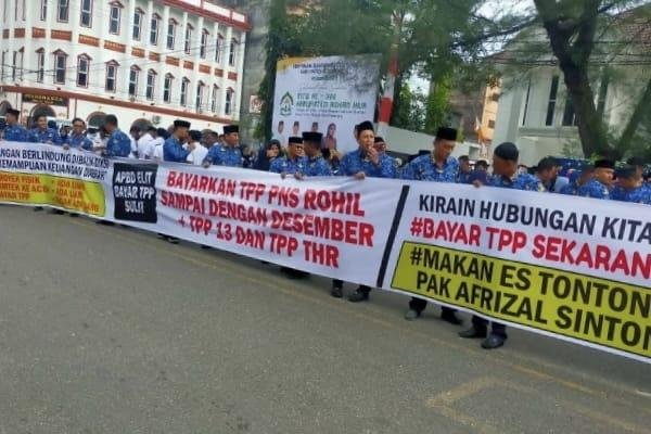 2024-12-18-9081Demo pns.jpg